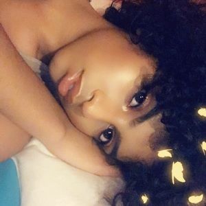 Meet your Posher, Keliandra